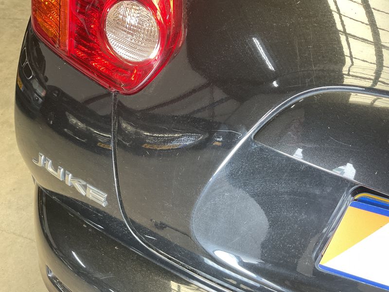 Nissan Juke 1.6 Acenta 2011 – снимка 29