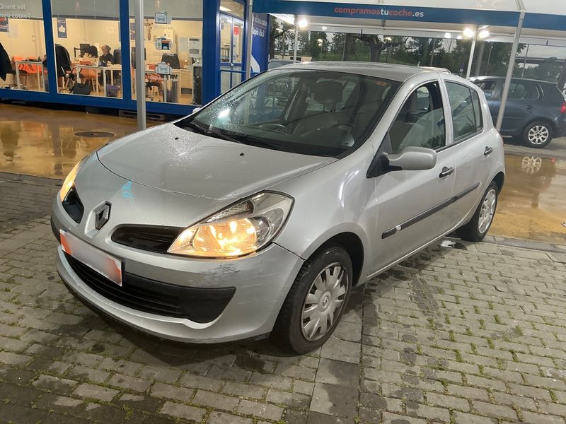 Renault Clio 1.5 dCi Expression 2007 – снимка 1