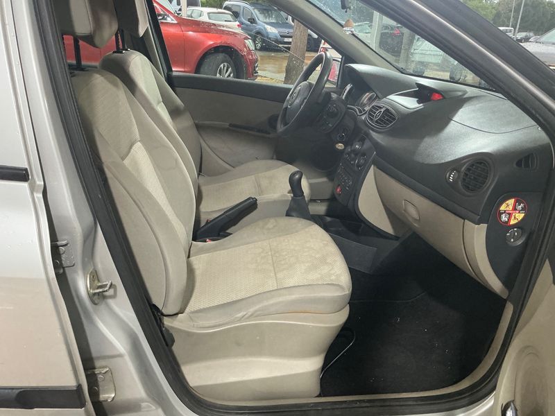 Renault Clio 1.5 dCi Expression 2007 – снимка 3