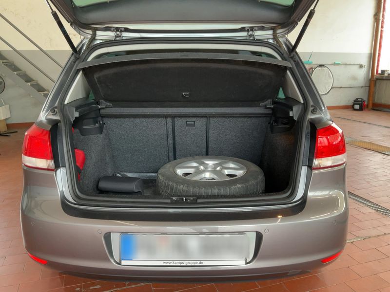 Volkswagen Golf VI 1.6 Team 2010 – снимка 16