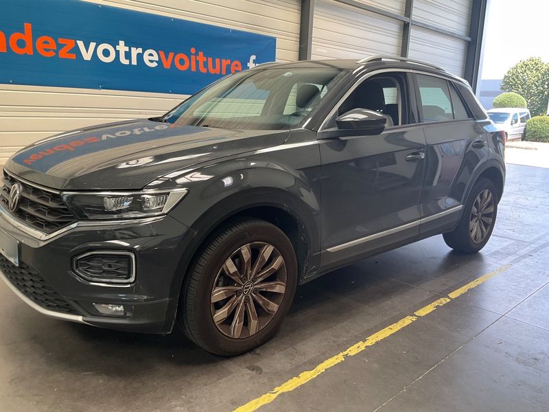Volkswagen T-Roc 1.5 TSI ACT Carat 2021 – снимка 2