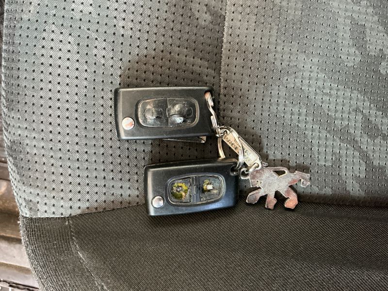 Peugeot 3008 1.6 HDi Sport Pack 2010 – снимка на щета