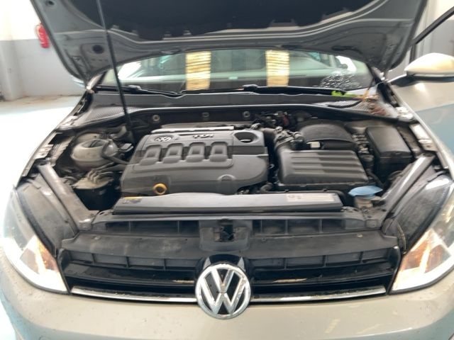 Volkswagen Golf VII 1.6 TDI Cup BlueMotion Tech 2014 – снимка 31