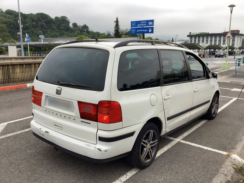 Seat Alhambra 2.0 TDI Reference Plus 2009 – снимка 8