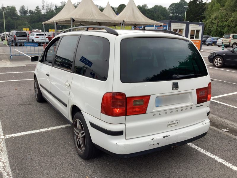 Seat Alhambra 2.0 TDI Reference Plus 2009 – снимка 6