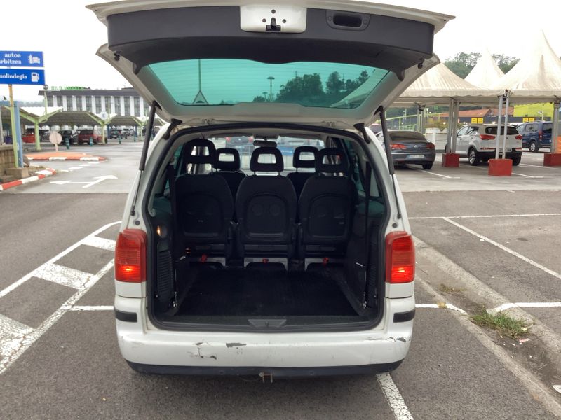 Seat Alhambra 2.0 TDI Reference Plus 2009 – снимка 15