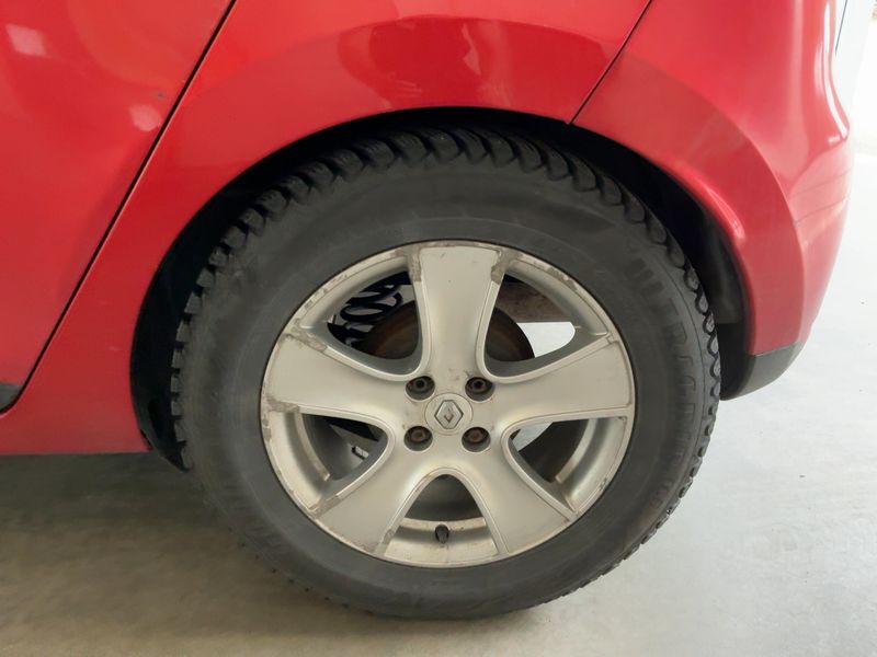 Renault Clio 0.9 Energy Luxe 2013 – снимка 5