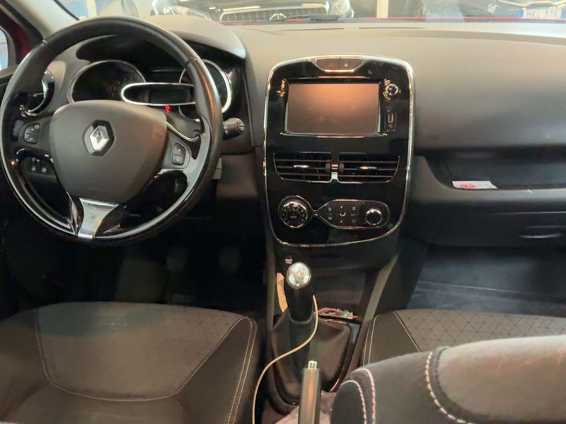 Renault Clio 0.9 Energy Luxe 2013 – снимка 17