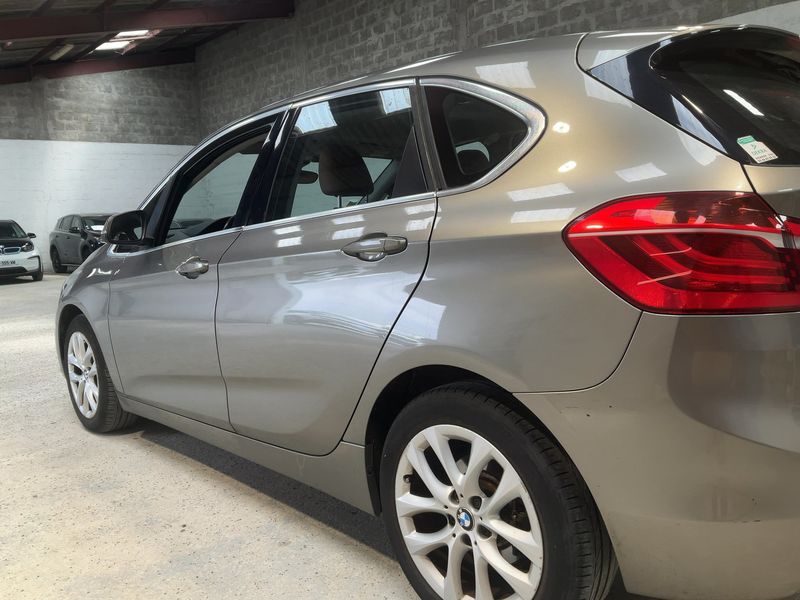 BMW 2er 218d Active Tourer Luxury Line 2015 – снимка 6