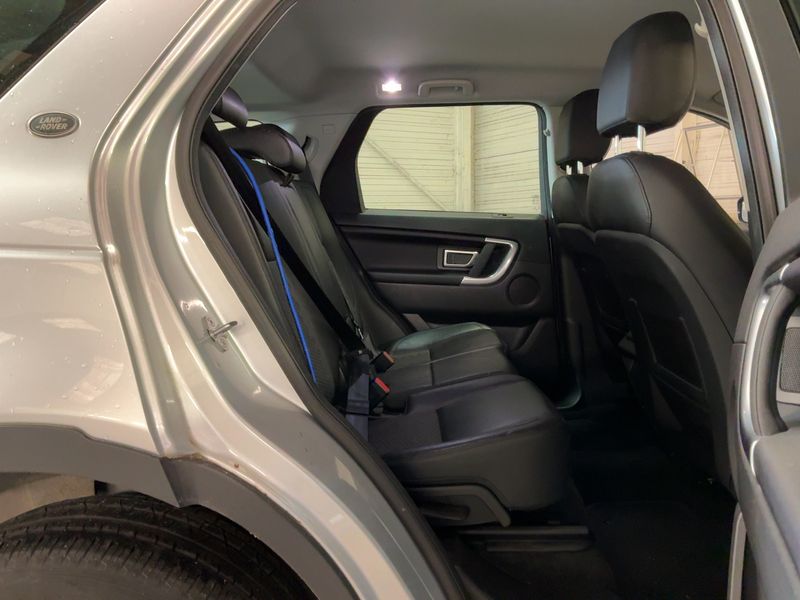 Land Rover Discovery Sport 2.0 Td4 SE AWD 2019 – снимка 19