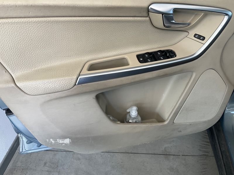 Volvo XC60 2.4 D5 Momentum AWD 2009 – снимка 28