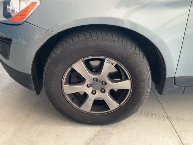 Volvo XC60 2.4 D5 Momentum AWD 2009 – снимка 3