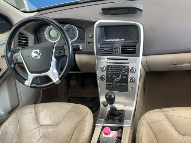 Volvo XC60 2.4 D5 Momentum AWD 2009 – снимка 18