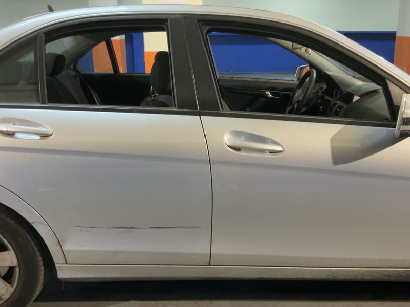 Mercedes-Benz C-Klasse C 200 CDI BlueEfficiency Classic 2009 – снимка 10