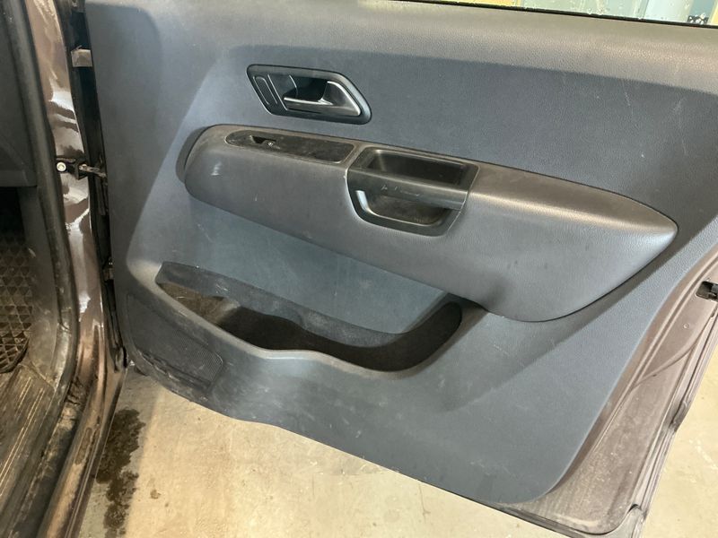 Volkswagen Amarok 2.0 TDI Trendline DoubleCab 4Motion 2013 – снимка 31