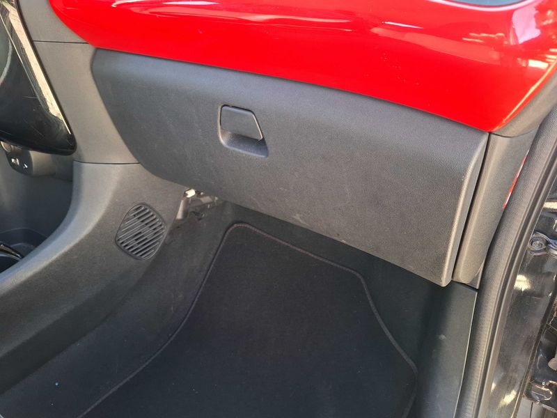 Peugeot 108 1.0 VTi Envy 2016 – снимка 51