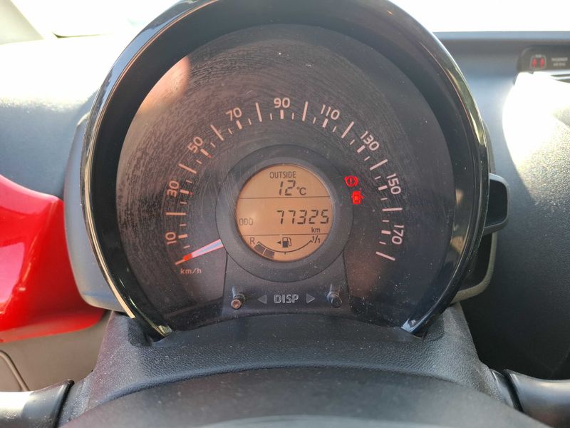 Peugeot 108 1.0 VTi Envy 2016 – снимка 12
