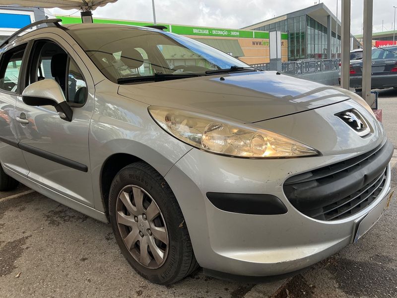 Peugeot 207 1.6 HDi Confort 2008 – снимка 12