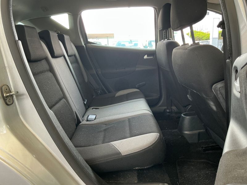 Peugeot 207 1.6 HDi Confort 2008 – снимка 19