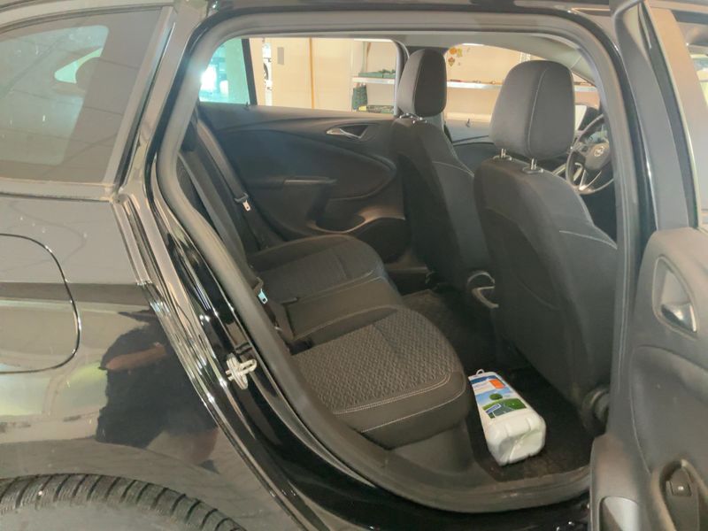 Opel Astra 1.6 CDTI DPF Edition Start/Stop 2019 – снимка 19