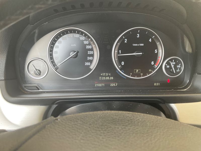 BMW 5er 520d 2016 – снимка 13