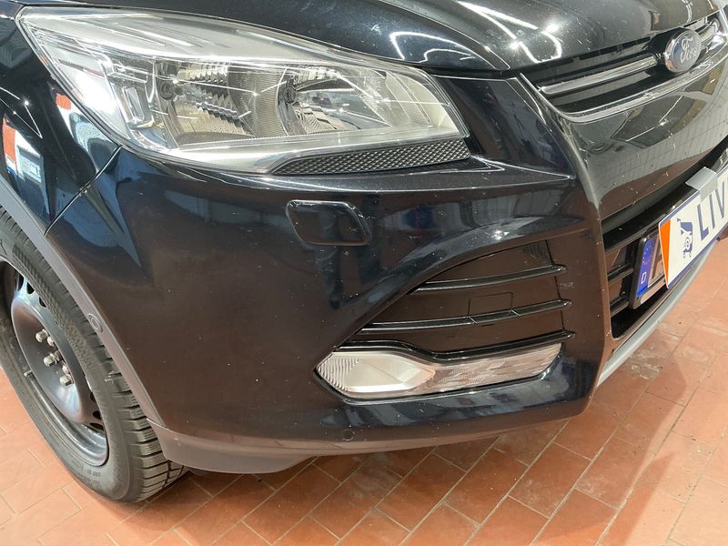 Ford Kuga 1.5 EcoBoost Titanium 2015 – снимка 35