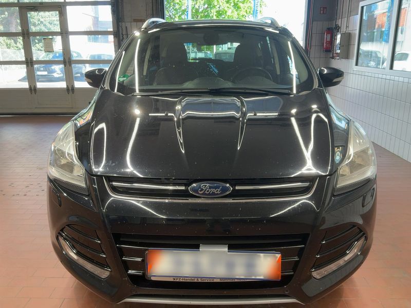 Ford Kuga 1.5 EcoBoost Titanium 2015 – снимка 14