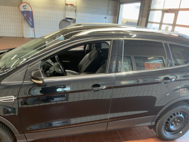 Ford Kuga 1.5 EcoBoost Titanium 2015 – снимка 4
