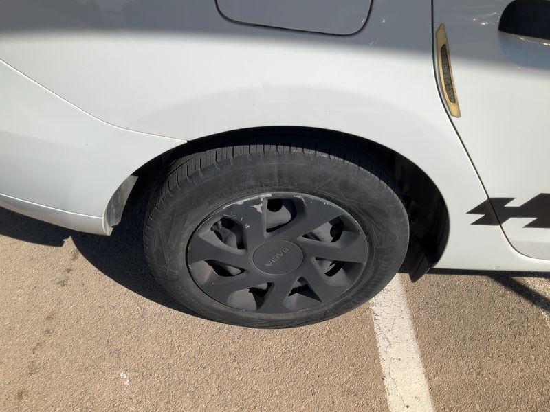 Dacia Logan 1.0 TCe LPG Essentiel 2020 – снимка 19