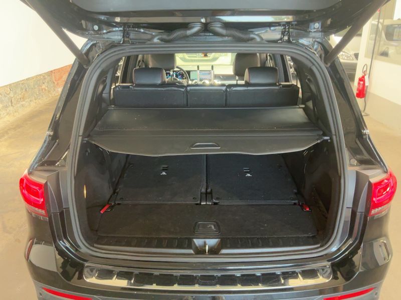 Mercedes-Benz GLB-Klasse GLB 180 d AMG Line 2021 – снимка 15