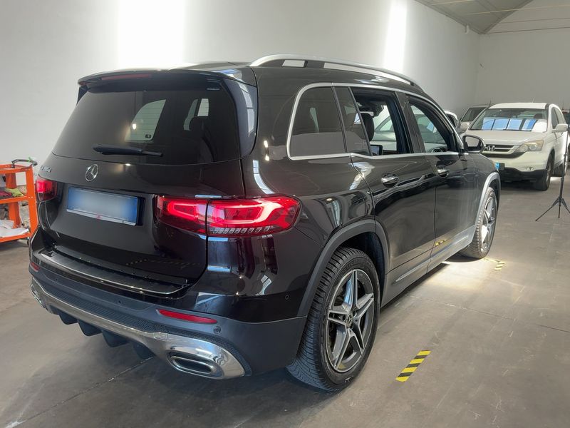 Mercedes-Benz GLB-Klasse GLB 180 d AMG Line 2021 – снимка 8
