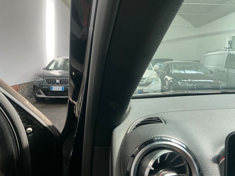 Mercedes-Benz GLB-Klasse GLB 180 d AMG Line 2021 – снимка 35
