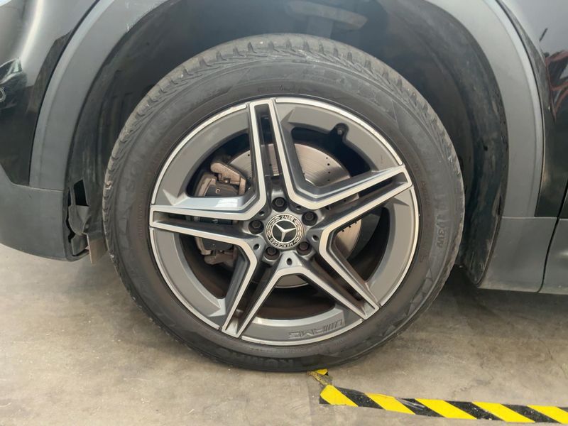 Mercedes-Benz GLB-Klasse GLB 180 d AMG Line 2021 – снимка 3