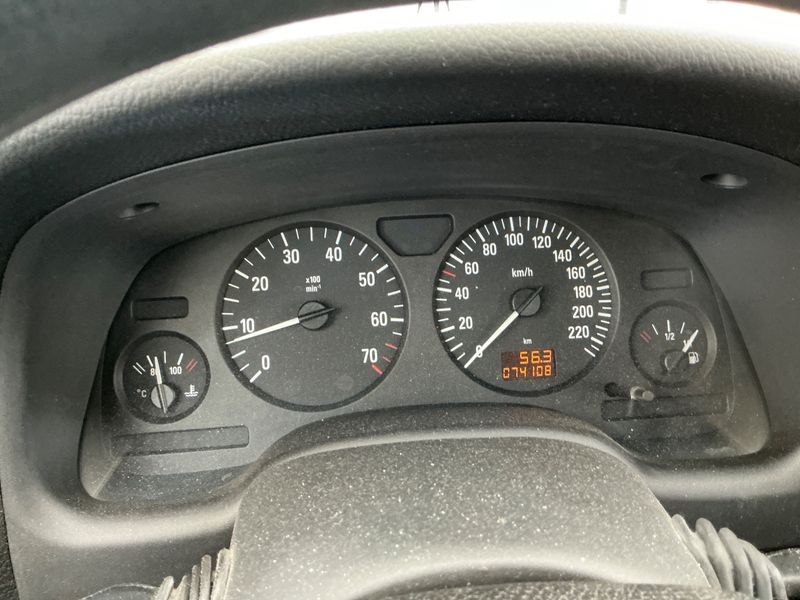 Opel Astra 1.6 Comfort 2002 – снимка 4