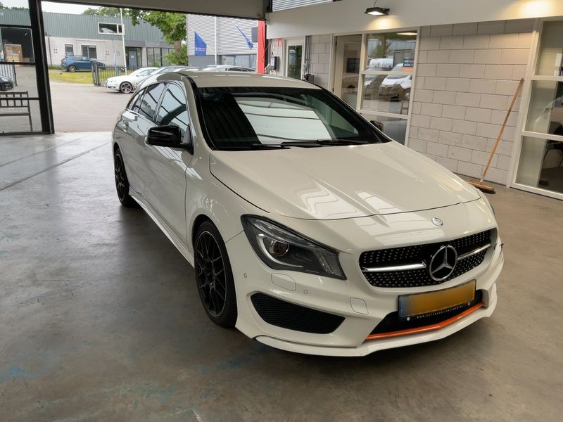 Mercedes-Benz CLA-Klasse CLA 200 Shooting Brake Orange Art Edition AMG Line 2015 – снимка 12