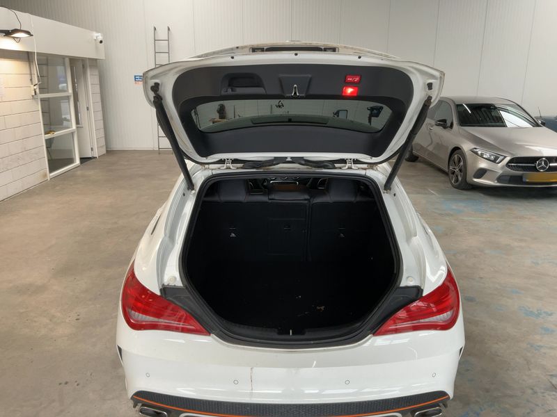 Mercedes-Benz CLA-Klasse CLA 200 Shooting Brake Orange Art Edition AMG Line 2015 – снимка 15