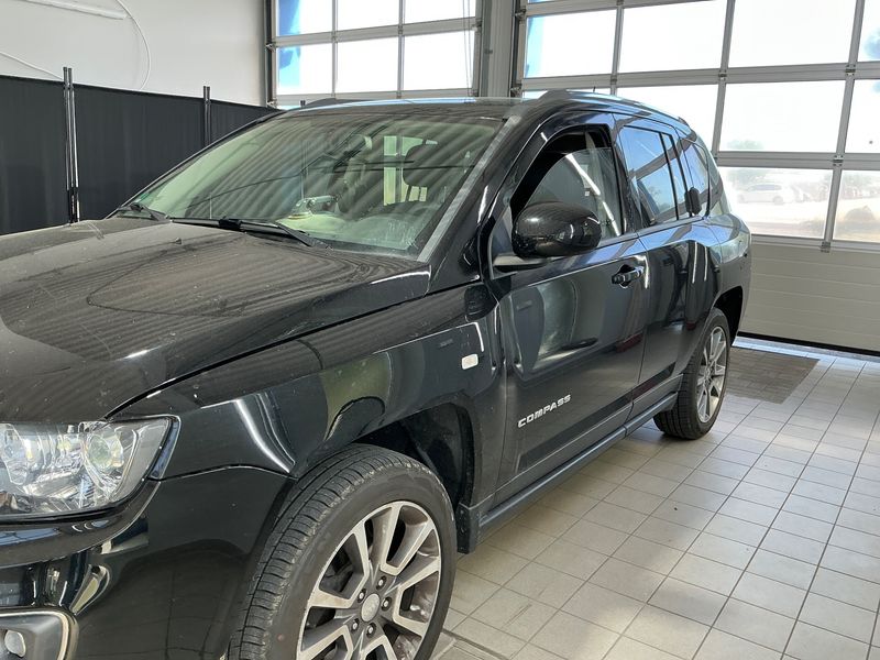 Jeep Compass 2.4 Limited 4x4 2015 – снимка 2