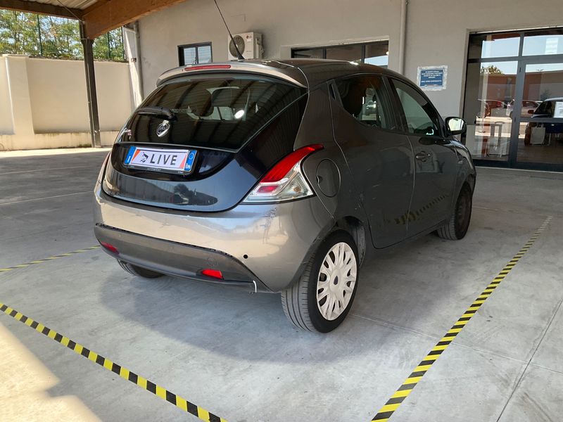Lancia Ypsilon 1.2 GPL Elefantino 2013 – снимка 2