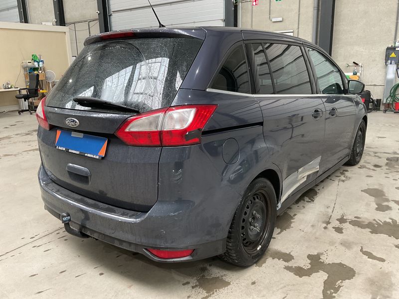 Ford Grand C-Max 1.6 TDCi Titanium 2012 – снимка 2