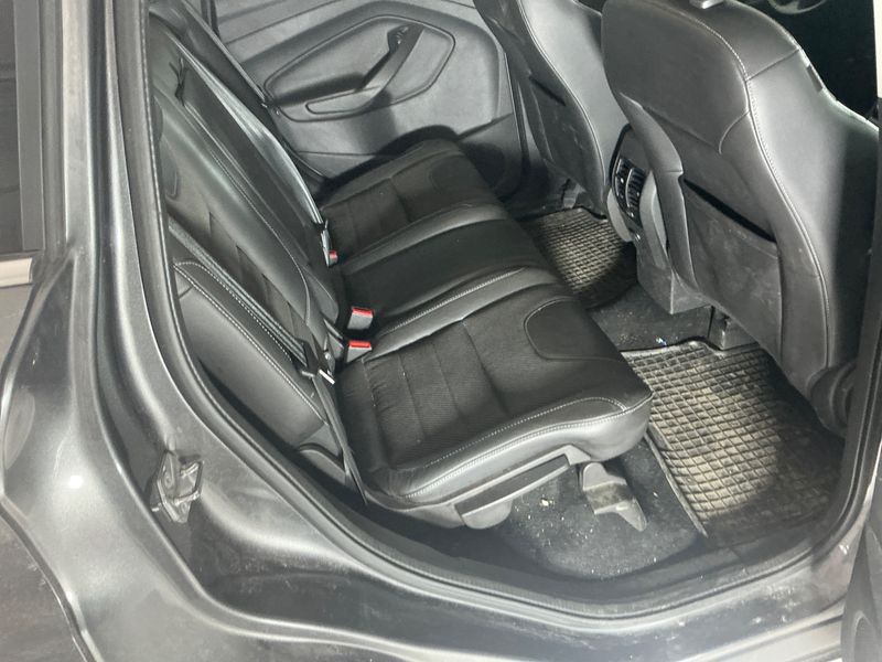 Ford Kuga 2.0 TDCi Titanium 2015 – снимка 30