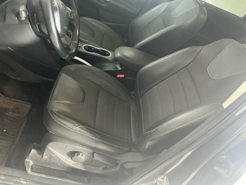 Ford Kuga 2.0 TDCi Titanium 2015 – снимка 24
