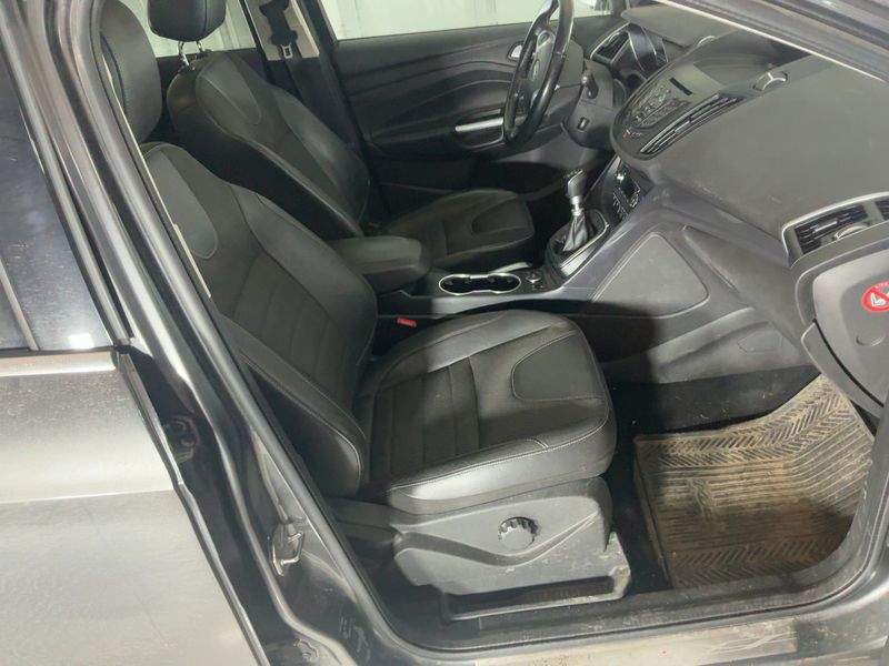 Ford Kuga 2.0 TDCi Titanium 2015 – снимка 17