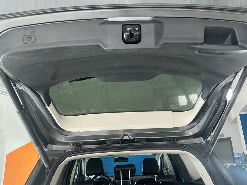 Ford Kuga 2.0 TDCi Titanium 2015 – снимка 36