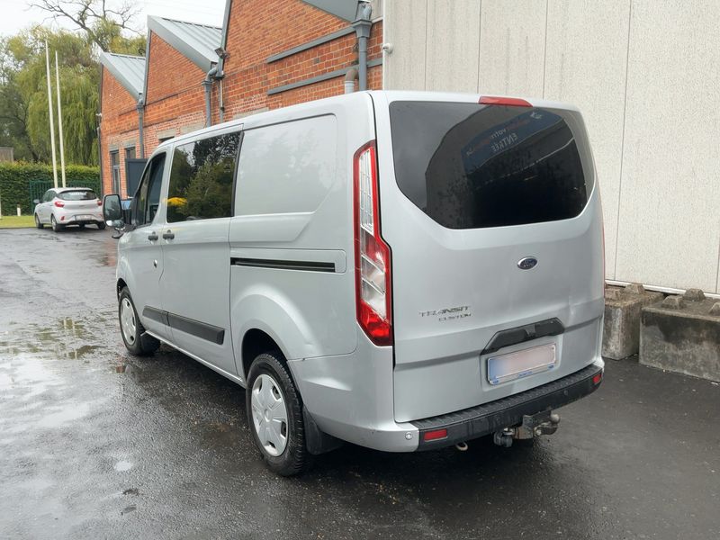 Ford Transit 2.0 TDCi 310 L1 Tourneo Titanium 2021 – снимка 6