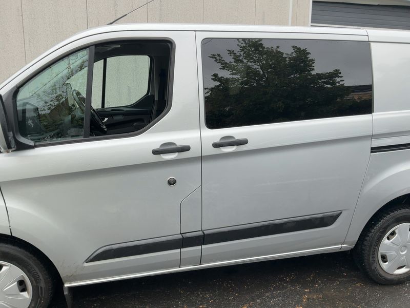 Ford Transit 2.0 TDCi 310 L1 Tourneo Titanium 2021 – снимка 4