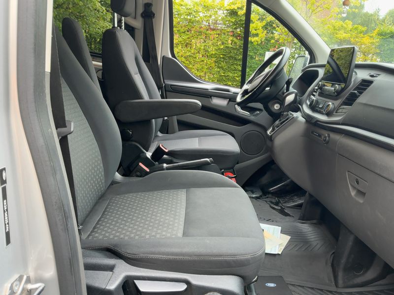 Ford Transit 2.0 TDCi 310 L1 Tourneo Titanium 2021 – снимка 16