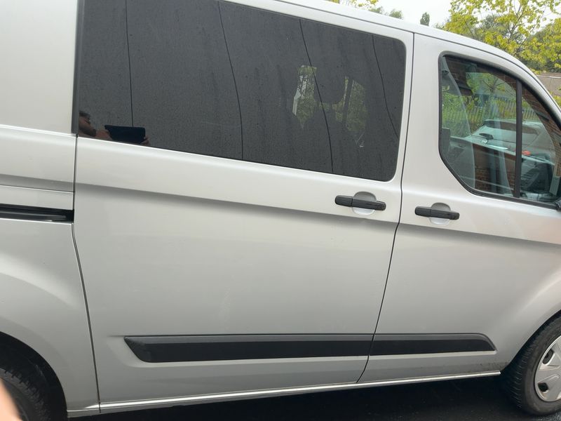 Ford Transit 2.0 TDCi 310 L1 Tourneo Titanium 2021 – снимка 10