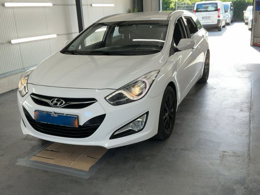 Hyundai i40 1.6 FIFA World Cup Edition 2014 – снимка 1