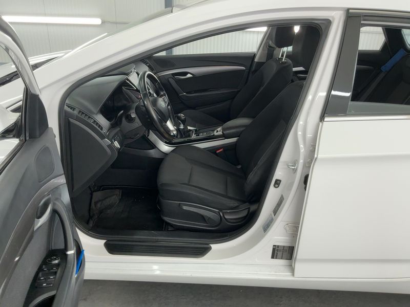 Hyundai i40 1.6 FIFA World Cup Edition 2014 – снимка 17