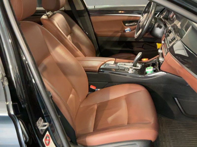 BMW 5er 520d 2013 – снимка 11